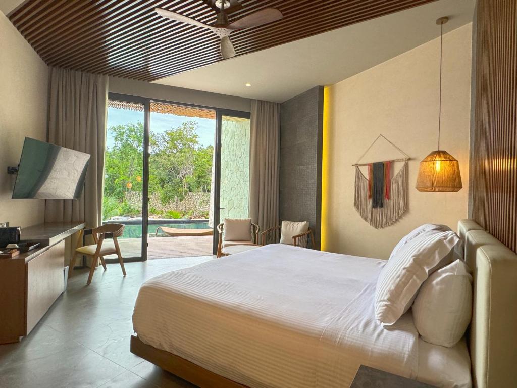 Secrets Tulum Resort & Beach Club – Adults Only – All Inclusive Secrets Tulum Resort & Beach Club - Adults Only - All Inclusive