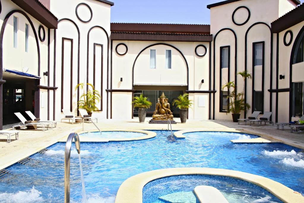 Select Club at Sandos Playacar All Inclusive – Adults Only Area Select Club at Sandos Playacar All Inclusive - Adults Only Area