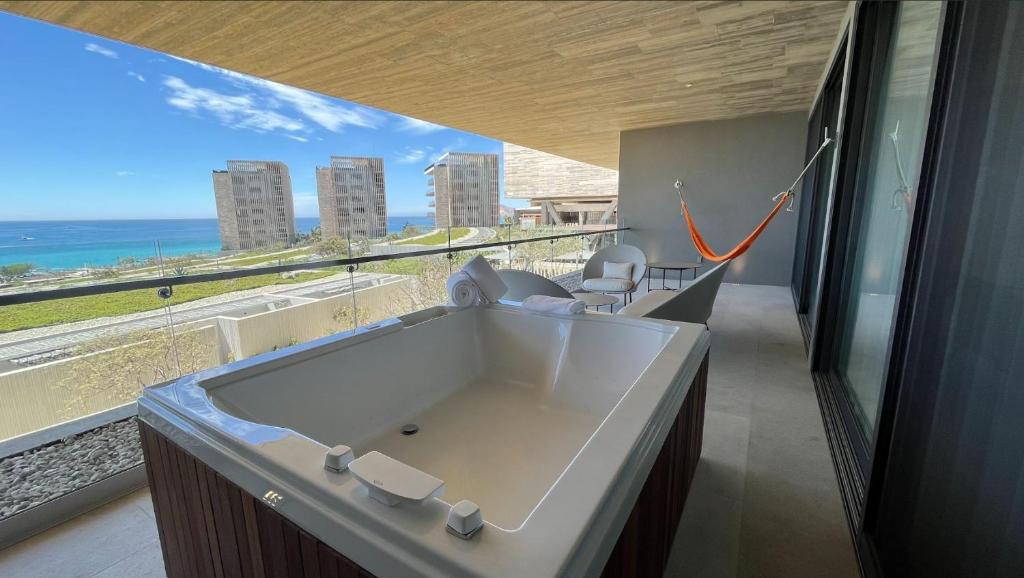 Solaz, a Luxury Collection Resort, Los Cabos Solaz, a Luxury Collection Resort, Los Cabos