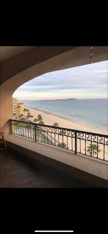 Sonoran Spa 2 Bedroom condo w/ 2 King Beds Sonoran Spa 2 Bedroom condo w/ 2 King Beds