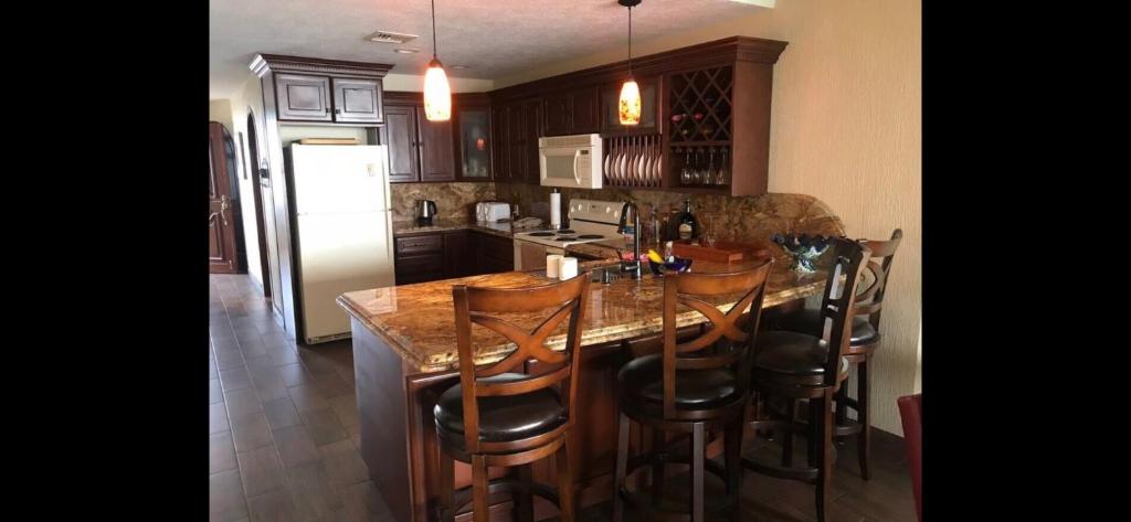 Sonoran Spa 2 Bedroom condo w/ 2 King Beds Sonoran Spa 2 Bedroom condo w/ 2 King Beds