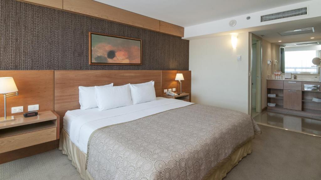 Staybridge Suites Guadalajara Expo, an IHG Hotel