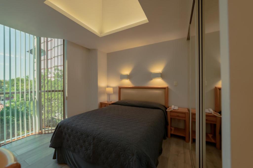 Suites Arquimedes 33 Suites Arquimedes 33