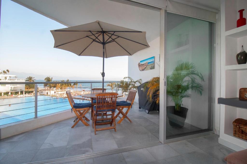 Suites at Aria Ocean Sea View Retreat