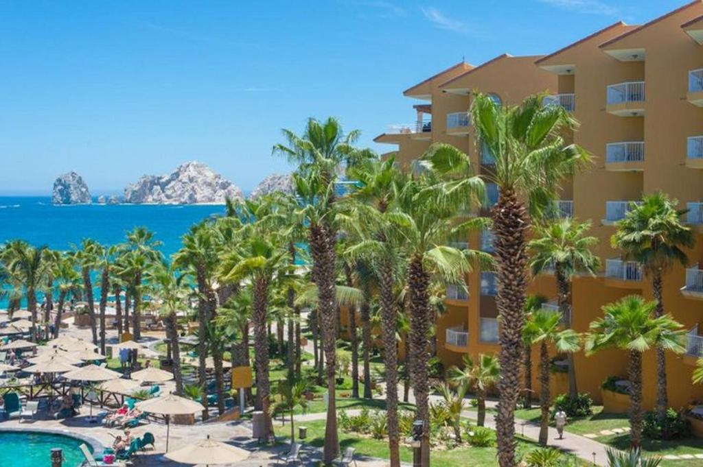 Suites at VDP Cabo San Lucas Beach Resort and Spa Suites at VDP Cabo San Lucas Beach Resort and Spa