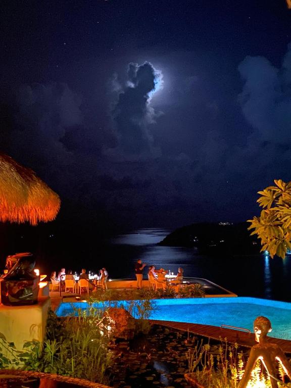 Tentaciones Hotel & Lounge Pool – Adults Only Tentaciones Hotel & Lounge Pool - Adults Only