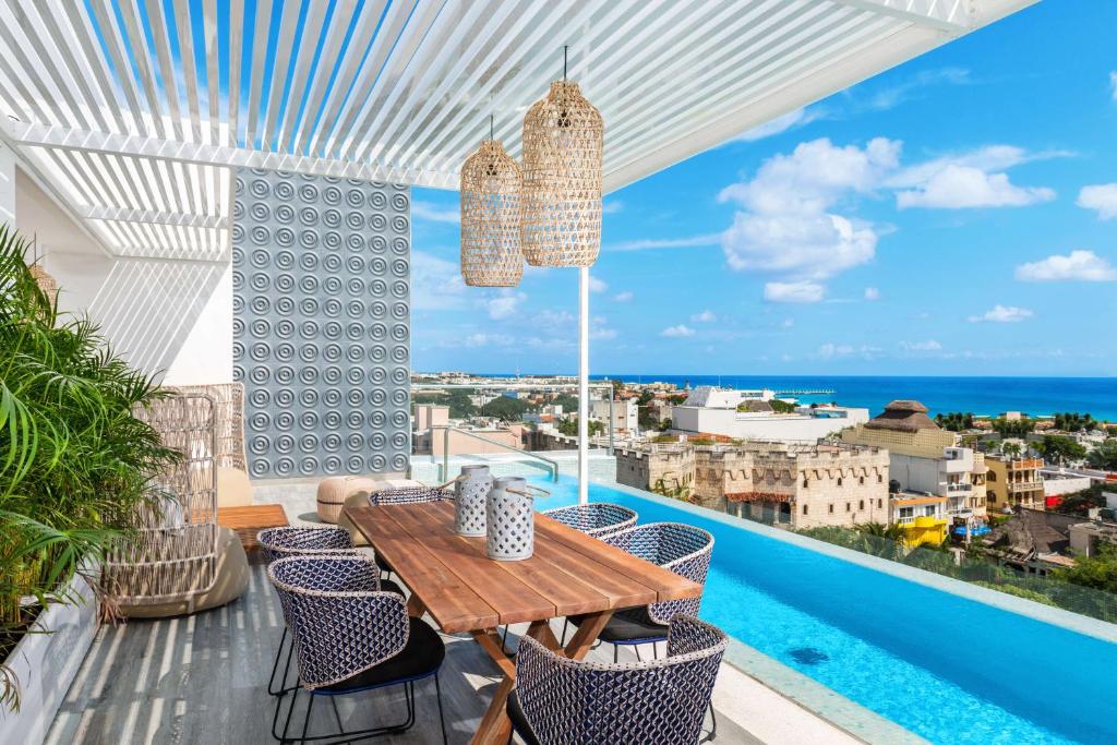 The Fives Downtown Hotel & Residences, Curio Collection by Hilton The Fives Downtown Hotel & Residences, Curio Collection by Hilton