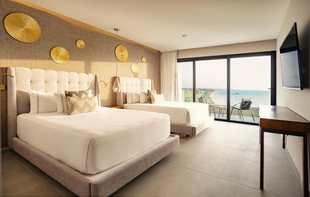 The Fives Oceanfront The Fives Oceanfront
