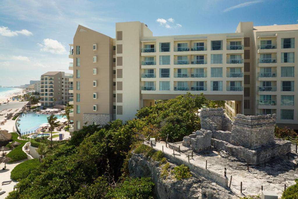 The Westin Lagunamar Ocean Resort Villas & Spa Cancun The Westin Lagunamar Ocean Resort Villas & Spa Cancun