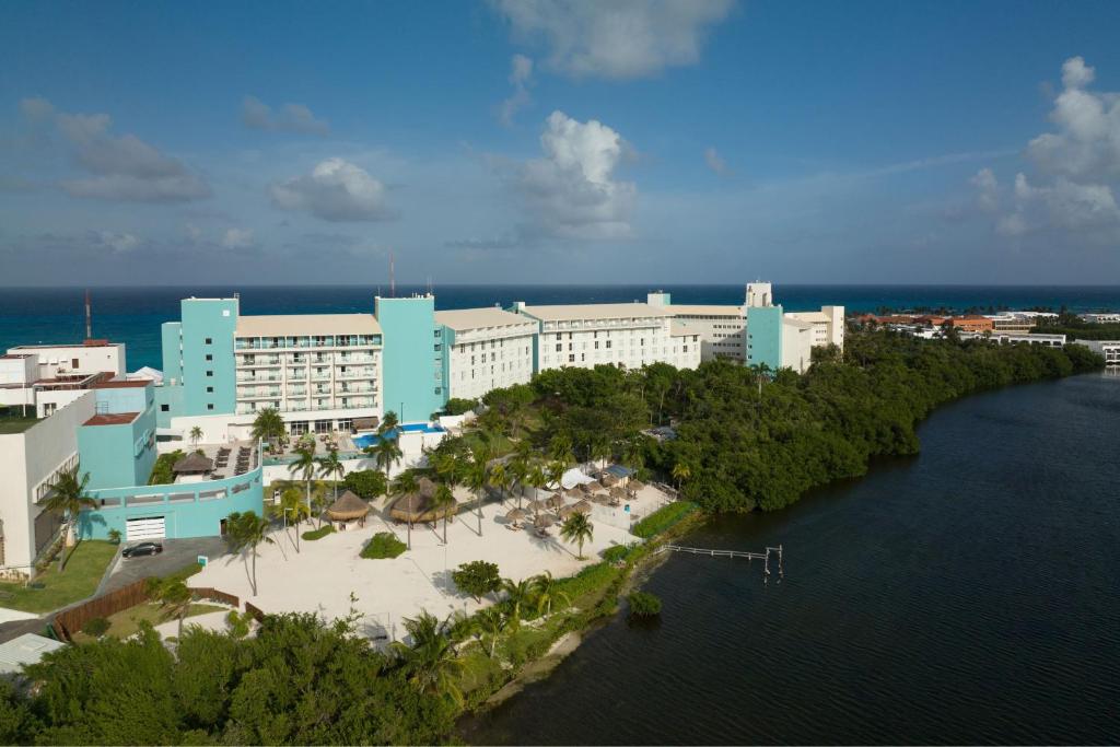 The Westin Resort & Spa Cancun The Westin Resort & Spa Cancun