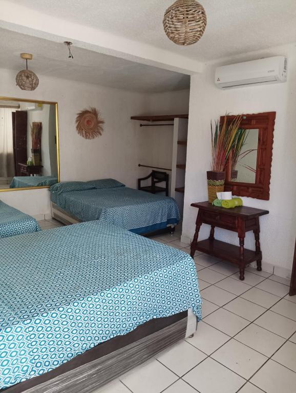 Tropic Inn Tropic Inn