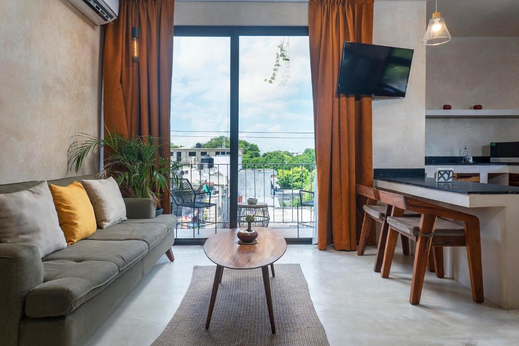 UJO Condo Boutique