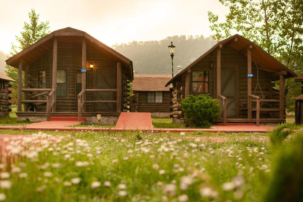 Villa Mexicana Creel Mountain Lodge Villa Mexicana Creel Mountain Lodge